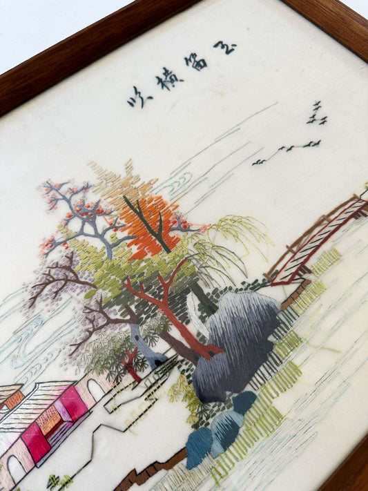 CHINESE EMBROIDERED SILK PANEL