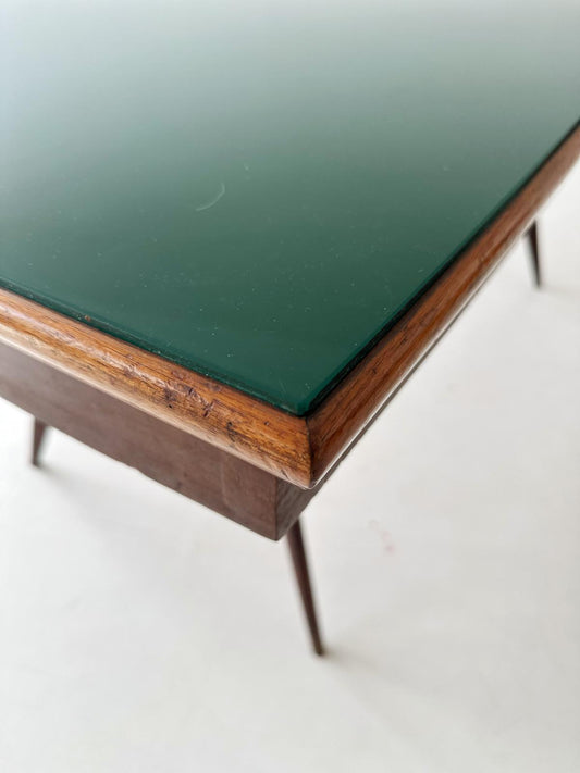 Tavolo con piano verde