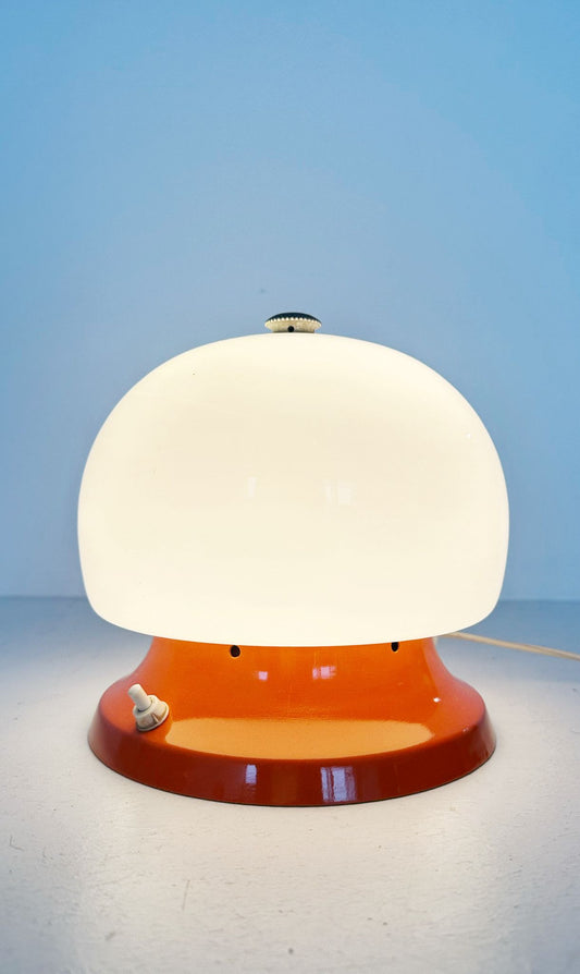 Lampada da tavolo arancio e bianca