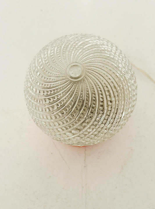 Piccola lampada da tavolo