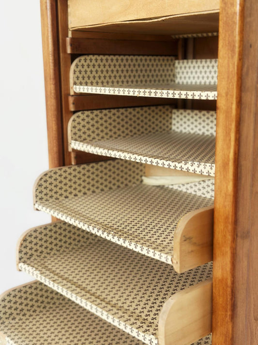 Rolling shutter cabinet