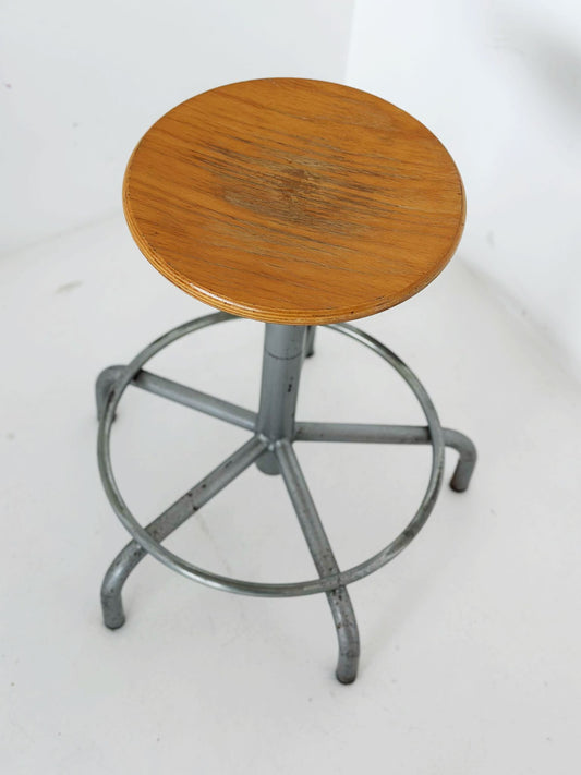 Sgabello industriale