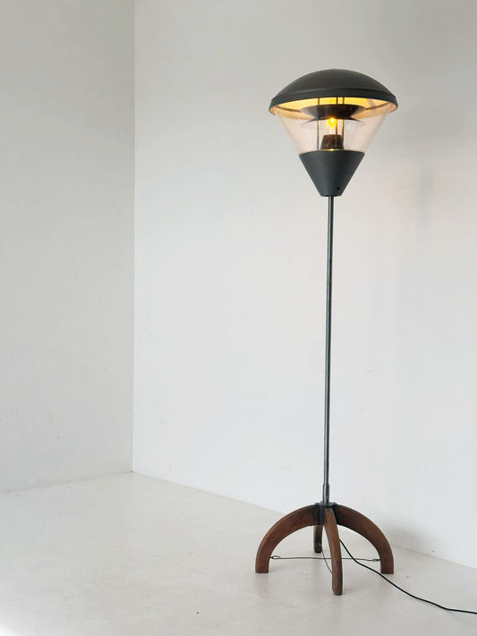 Industrial floor lamp in wood and metal with sodium bulb