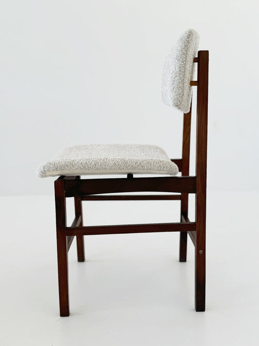 Bouclè chair