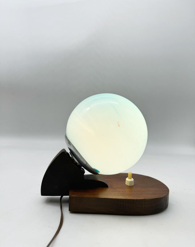 Piccola abat jour con base in legno