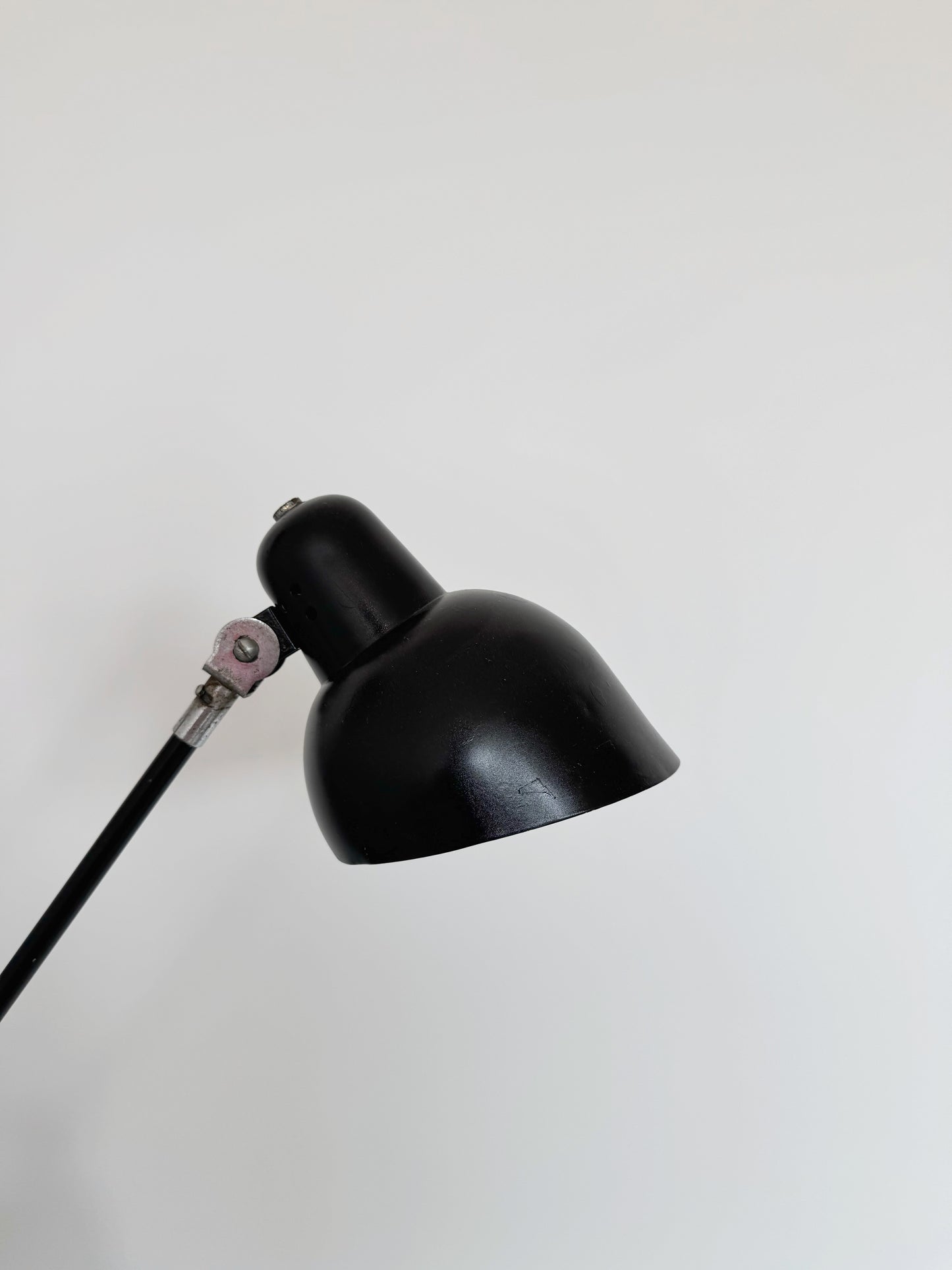 Clamp table lamp