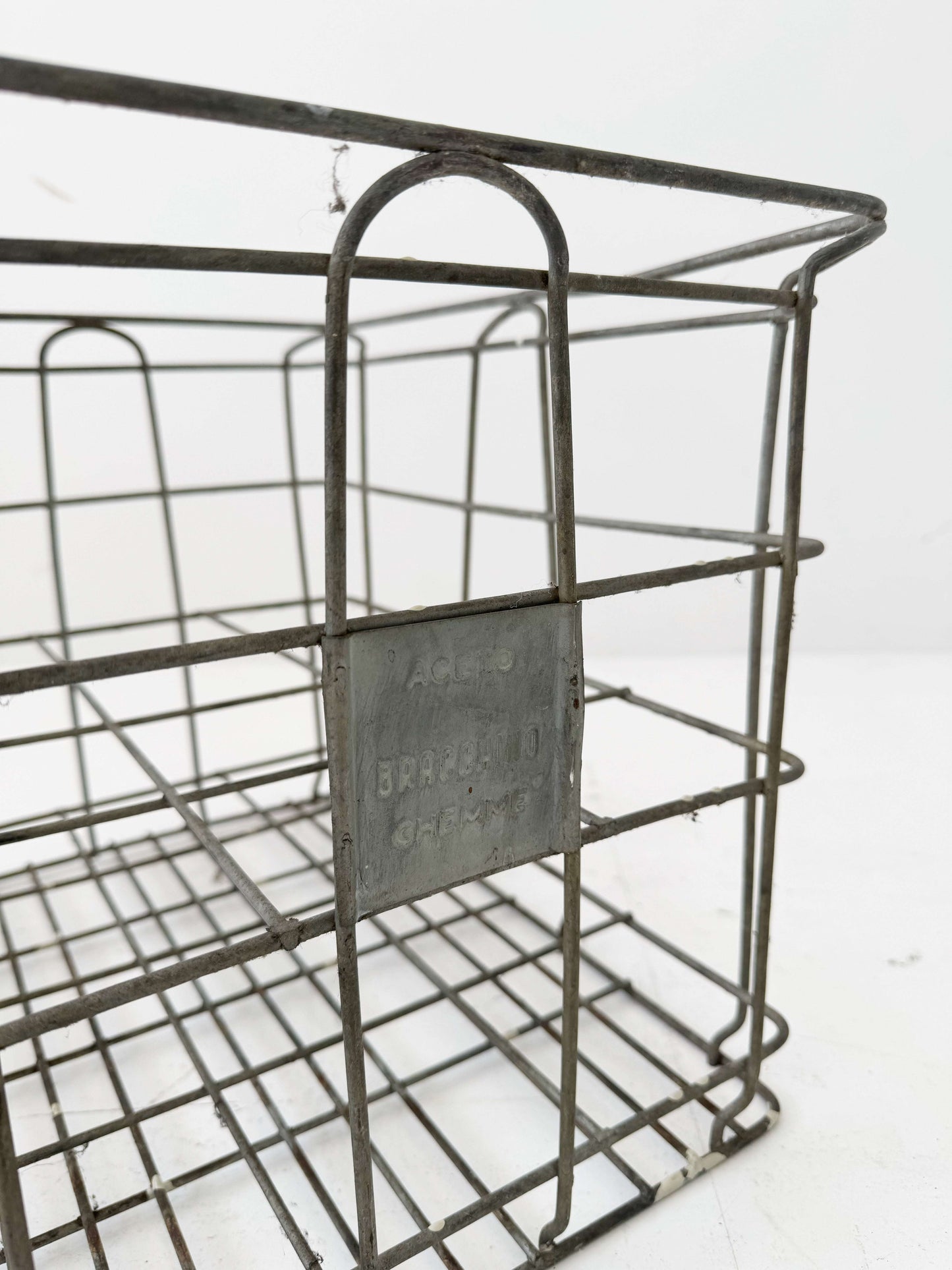 Vintage metal bottle holder