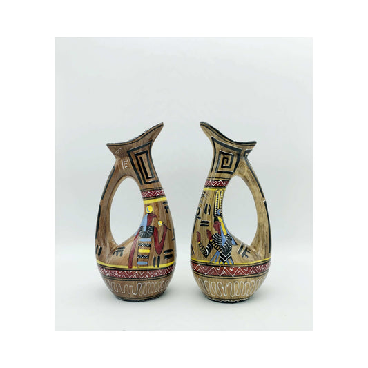Pair of Deruta vases
