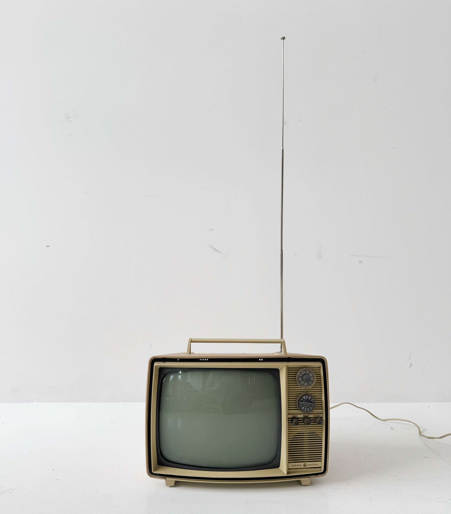 General Electric television from the 1960s