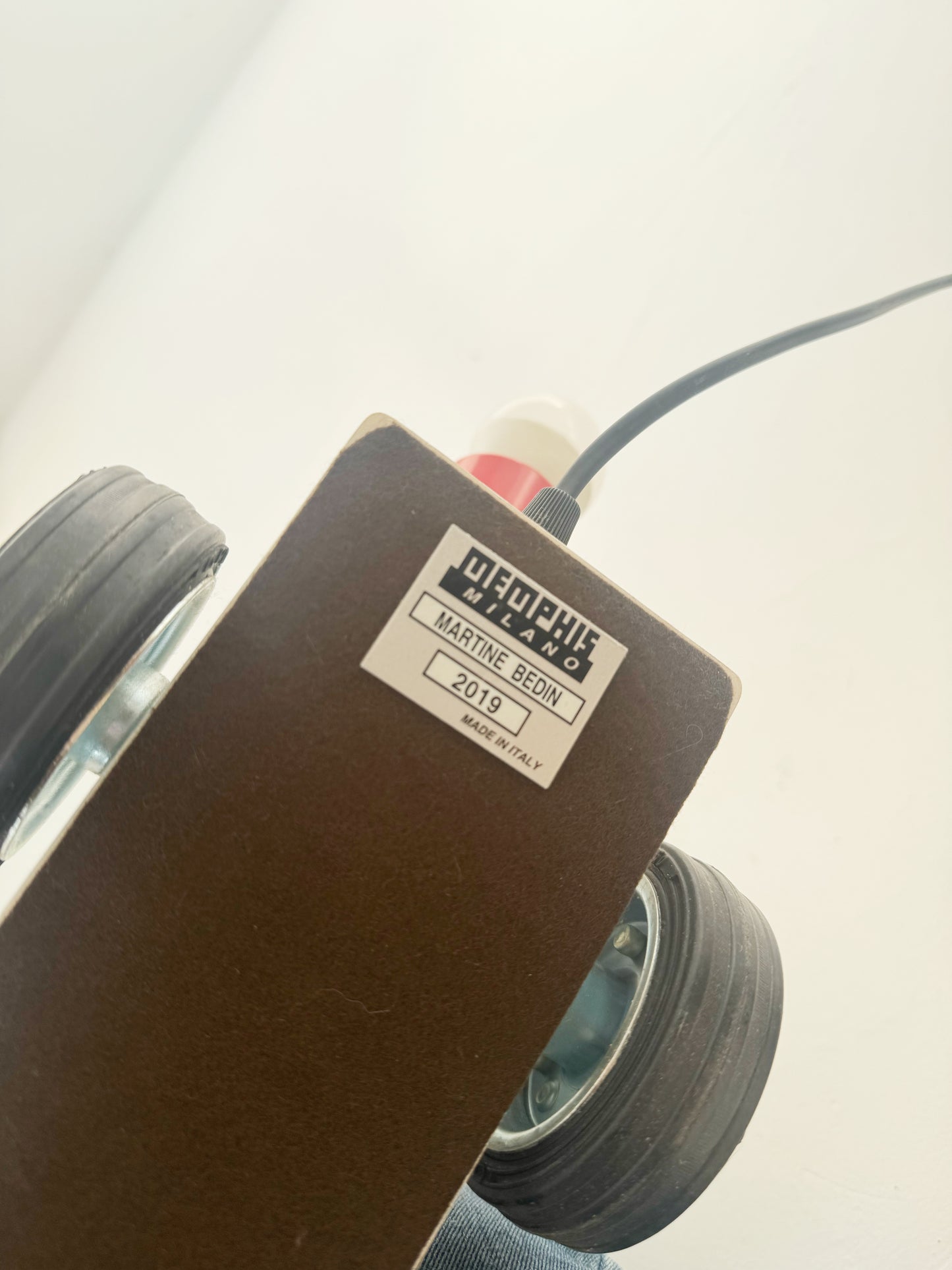 Super table lamp design by Martine Bedin for Memphis