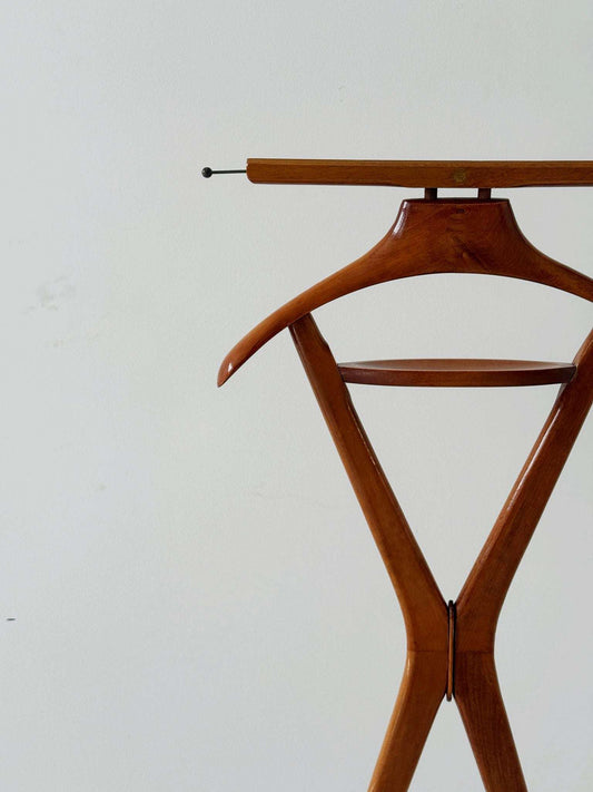 1950s valet stand designed by Ico Parisi for Fratelli Reguitti
