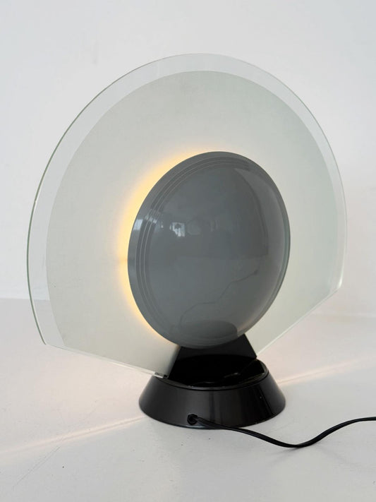 Lampada da tavolo Tikal 1555 di Pier Giuseppe Ramella, anni '80