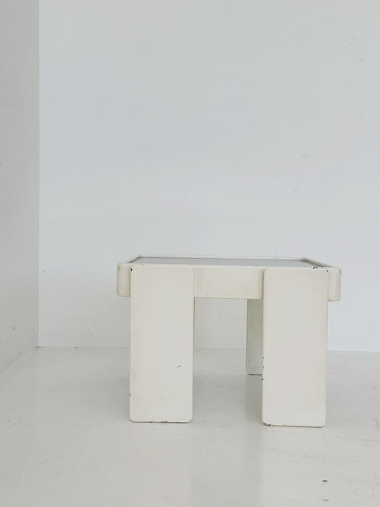 Coffee table attributed to Gianfranco Frattini, 1970s
