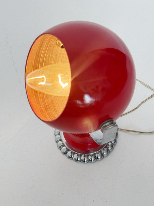 1960s "Occhio" table lamp in adjustable red metal