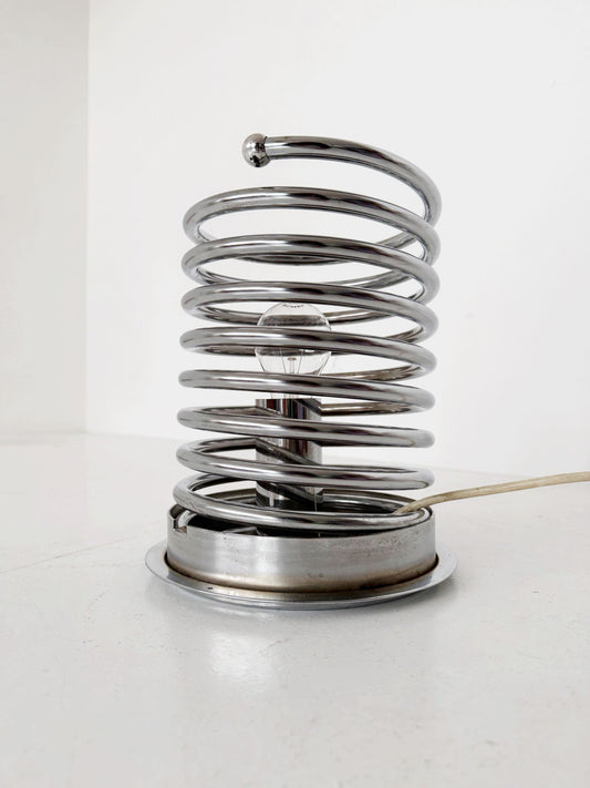 Lampada da tavolo (o da appoggio) dal forte carattere space-age