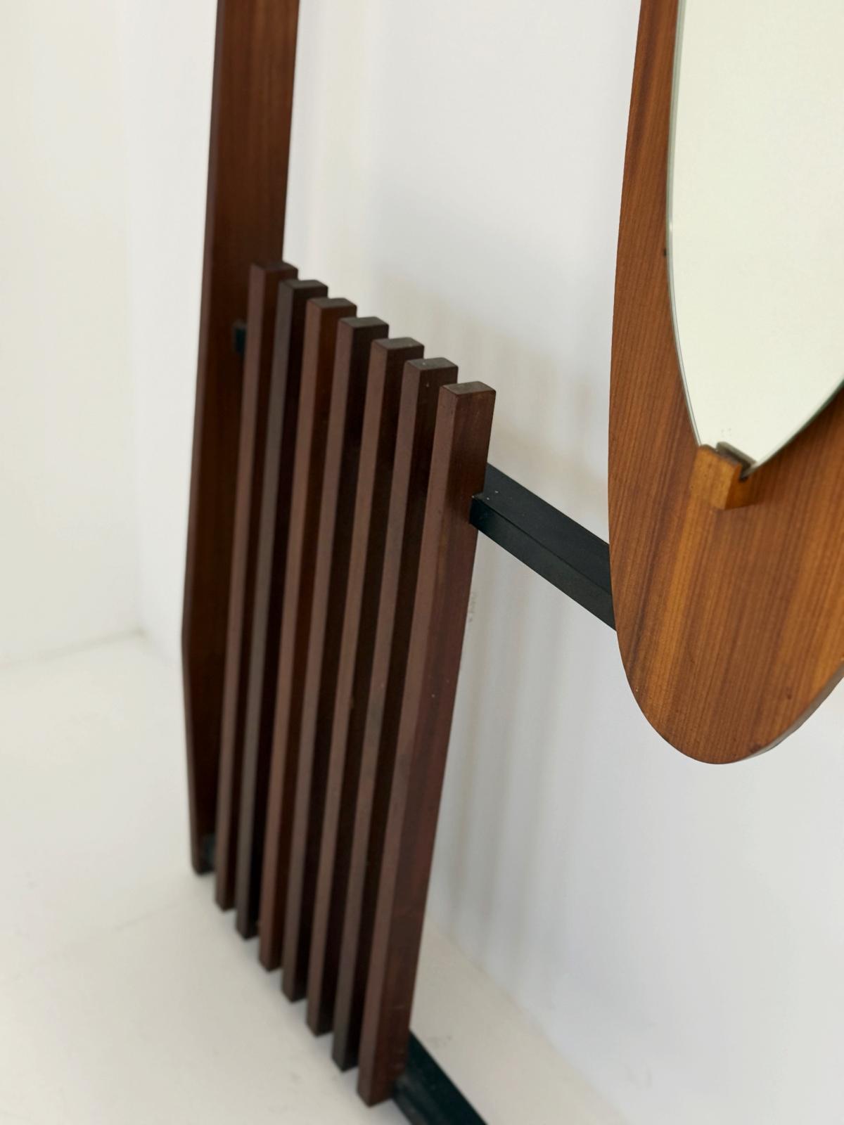 Coat stand with integrated mirror, typical of mid-century production (1950s–1960s), with a clear Northern European / Italian modernist influence.
