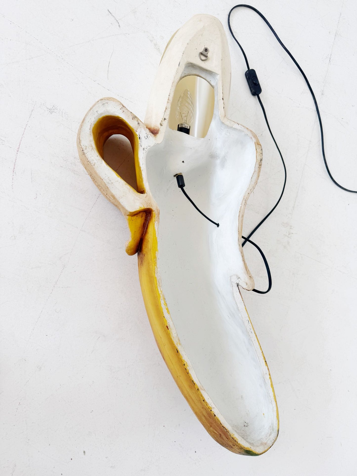 Banana-shaped sculptural wall lamp, 1970s/80s