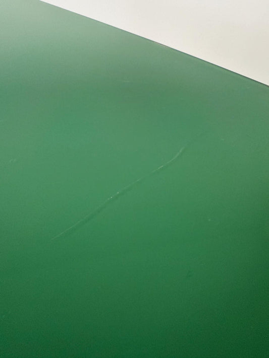 Tavolo con piano verde