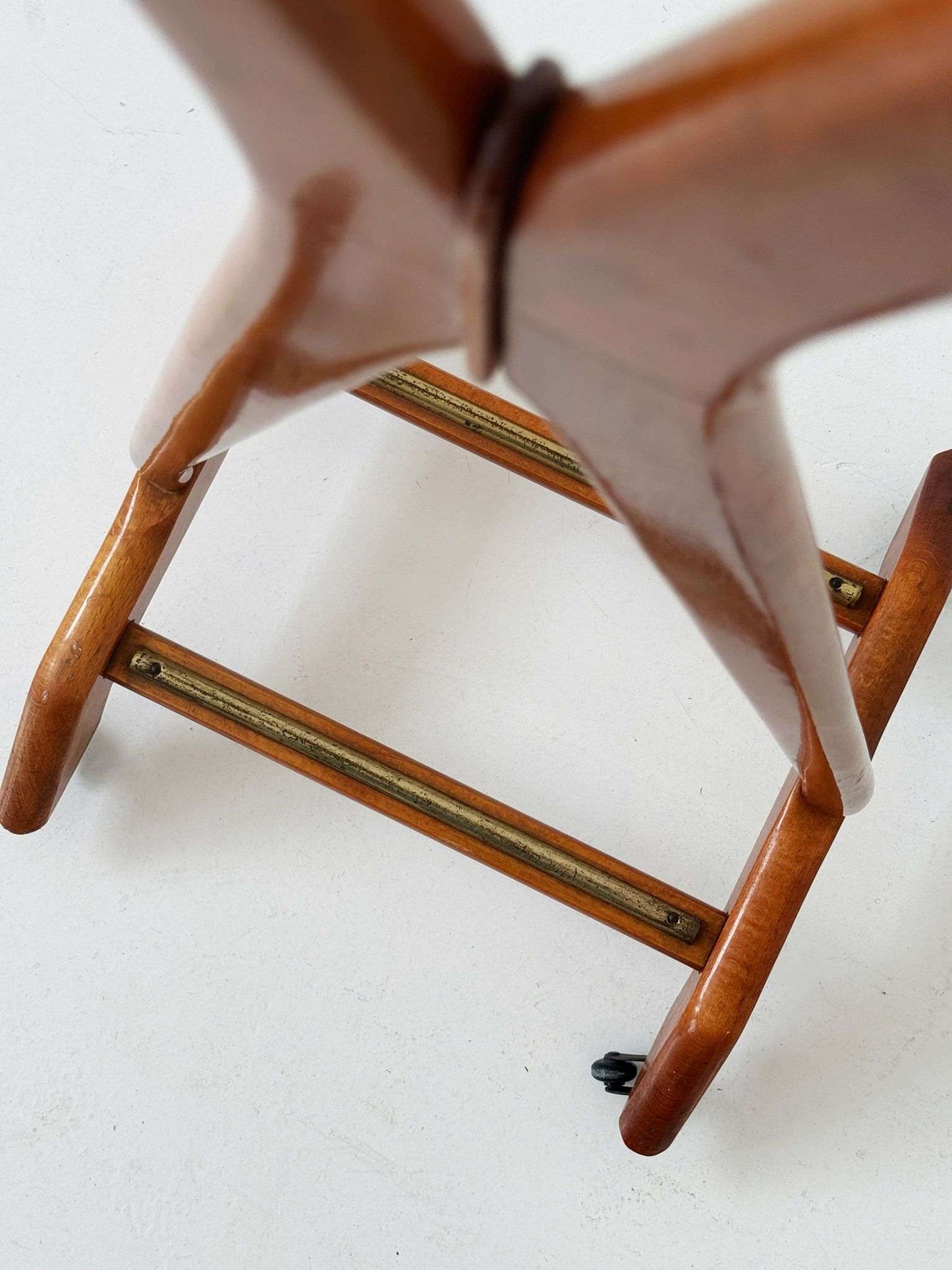 1950s valet stand designed by Ico Parisi for Fratelli Reguitti