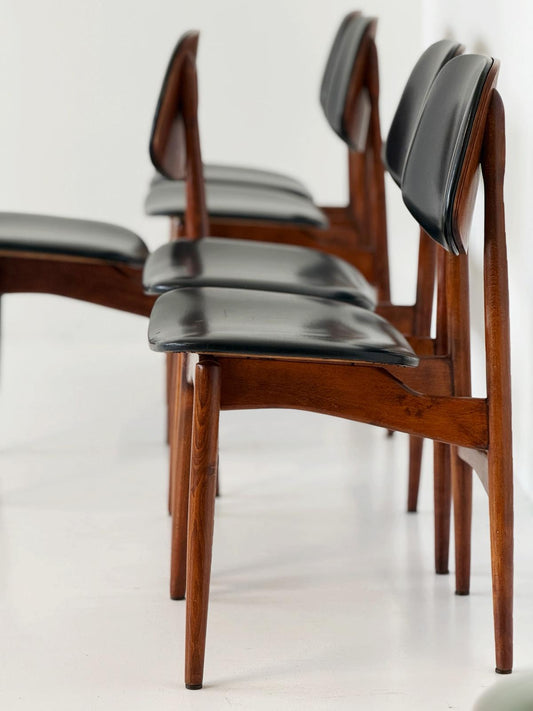 Elegante set di sedie da pranzo mid-century scandinavo