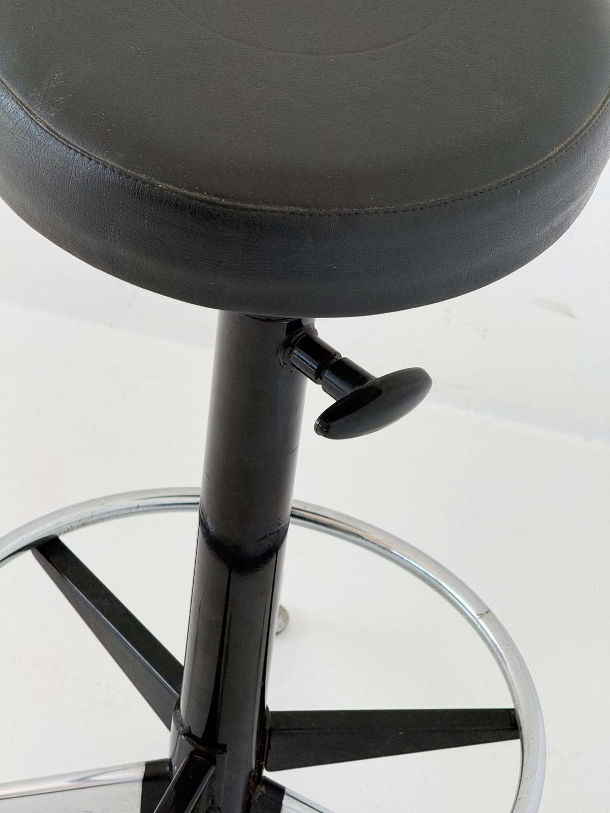 Adjustable industrial metal stool