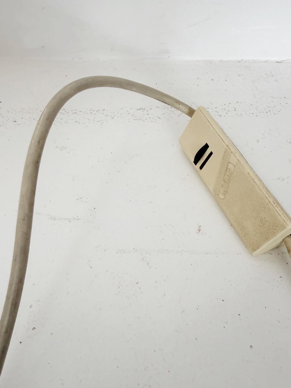 Lampada da tavolo in vetro opalino dimmerabile