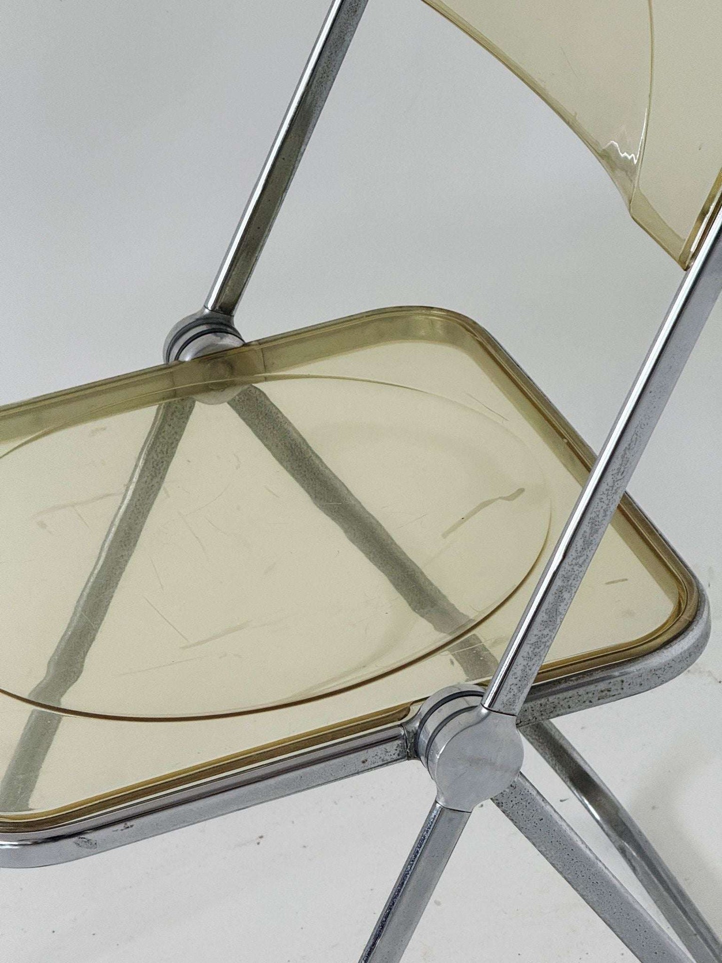 Plia Folding Chair
