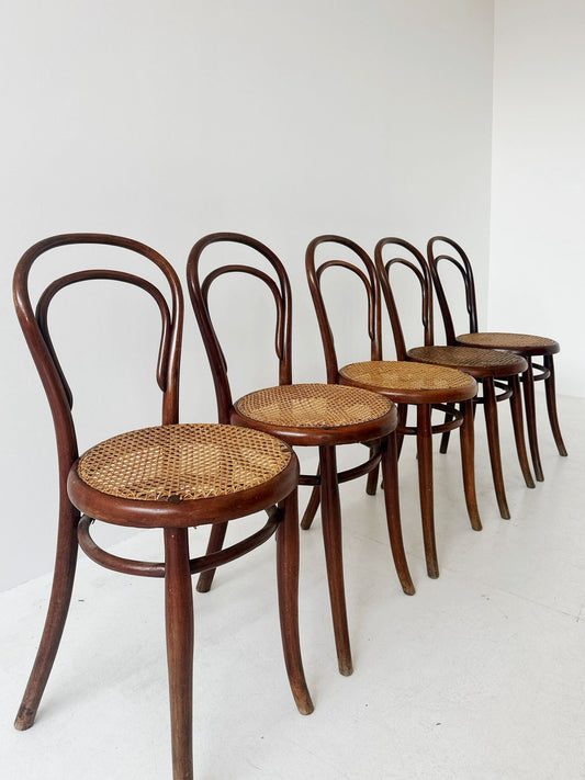The Thonet Chair and the Quiet Idea That Changed the Way We Live