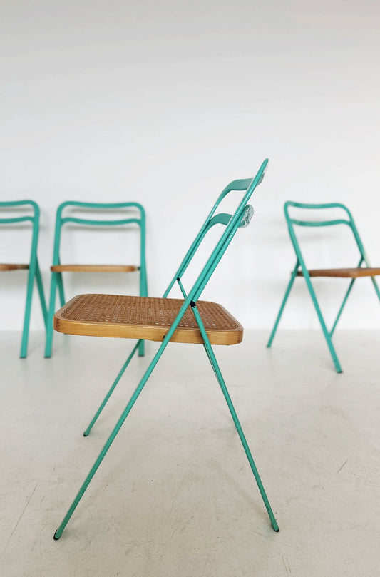 Iconic Vintage Furniture