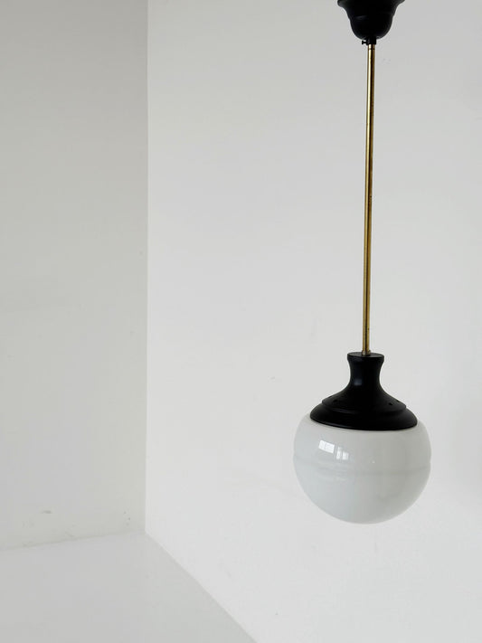 Lampadario a globo in vetro – anni '60/'70