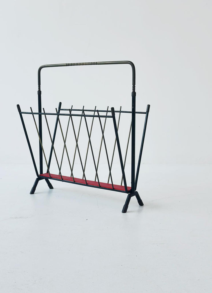 Magazine rack