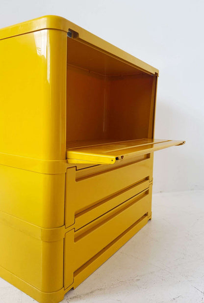 Kartell – Model 4963