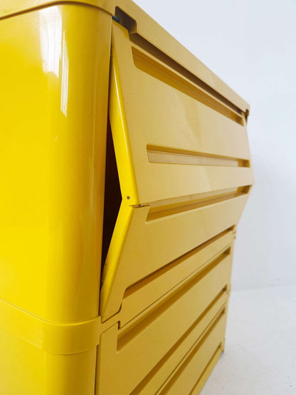 Kartell – Model 4963