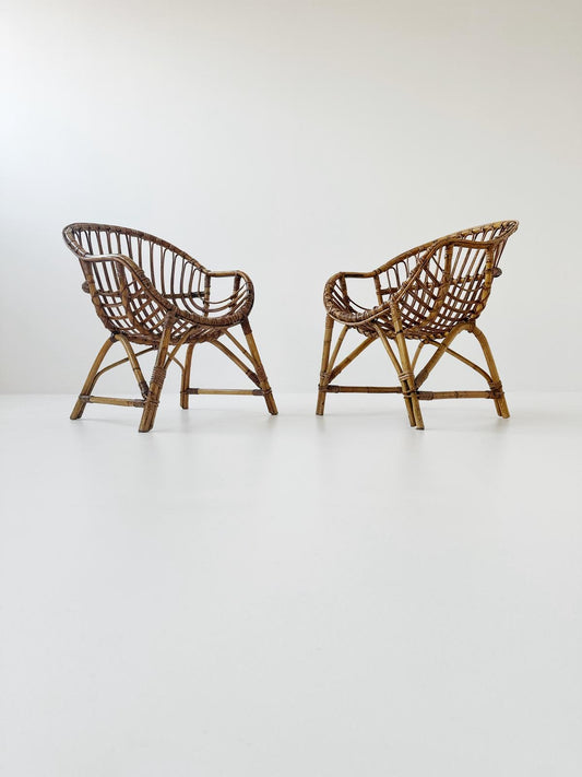 Pair of wicker small armchairs