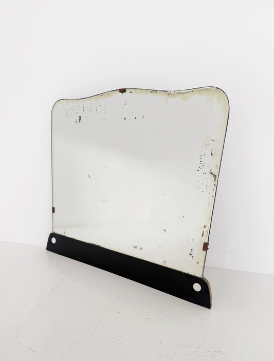 SPECCHIO SAGOMATO CON BASE IN LEGNO LACCATO – ANNI '40/'50