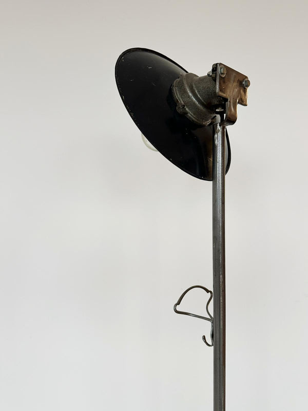 Industrial floor lamp