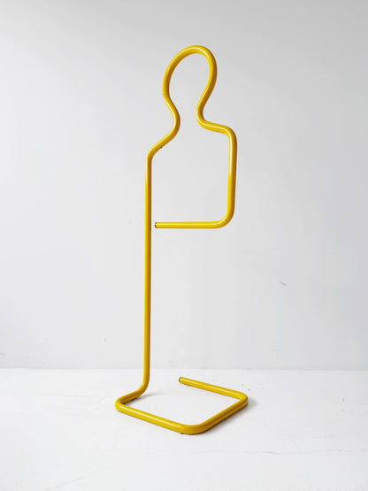 Appendiabiti da terra in metallo – Design minimal