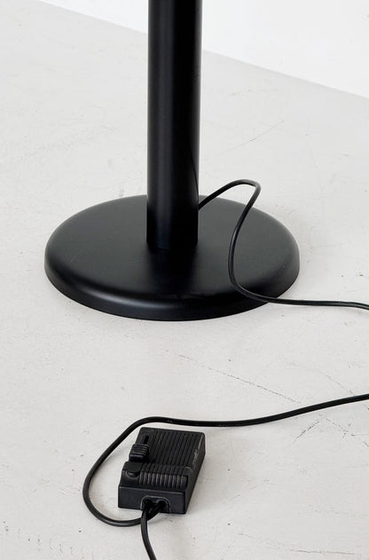 Lampada da terra a tre luci con bracci arcuati in metallo nero – Anni ’80/’90