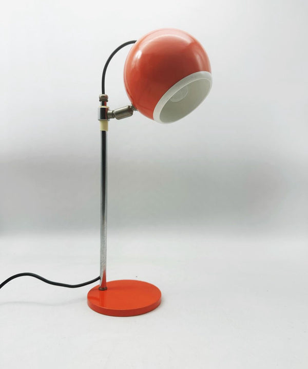 Eye table lamp