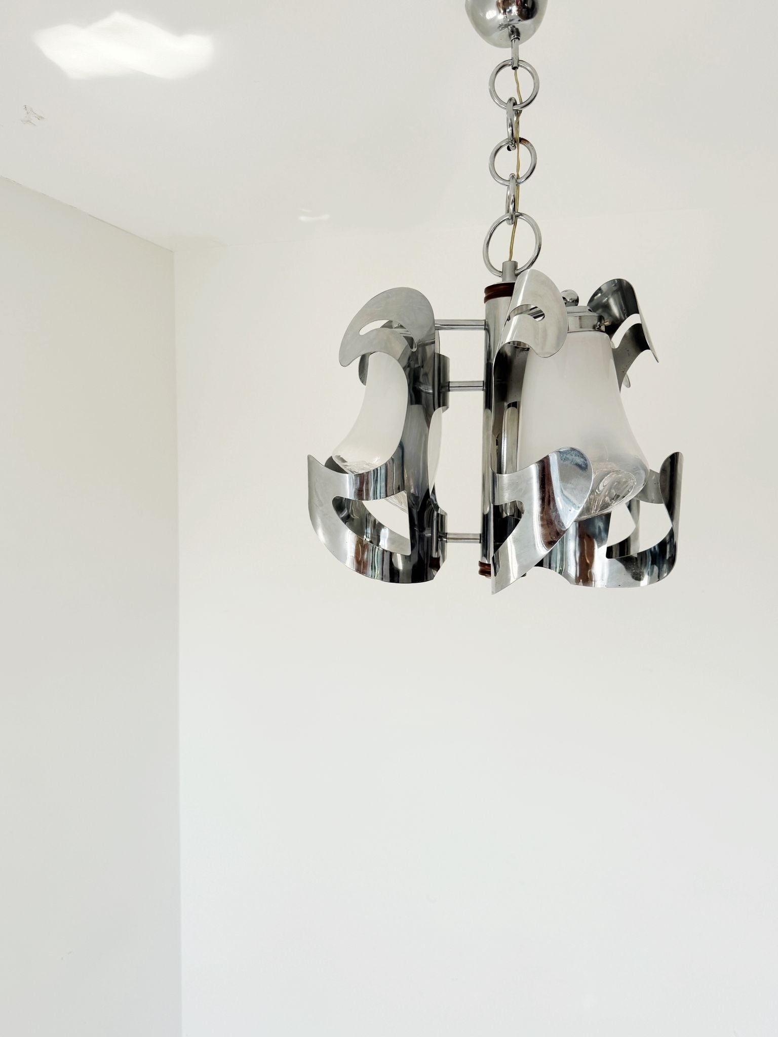 Sculptural glass and chrome-plated metal chandelier, 1970s