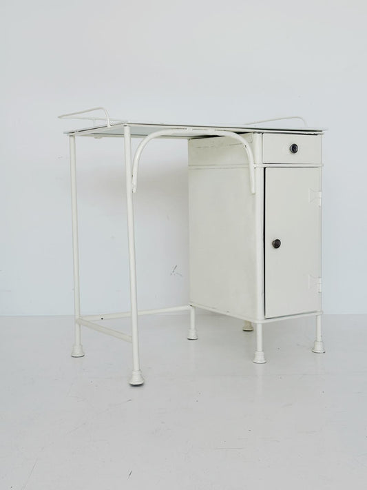 Scrivania in metallo anni '30 con ripiano in vetro bianco
