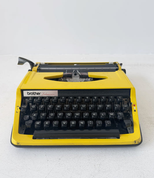 Brother Deluxe 800 Typewriter