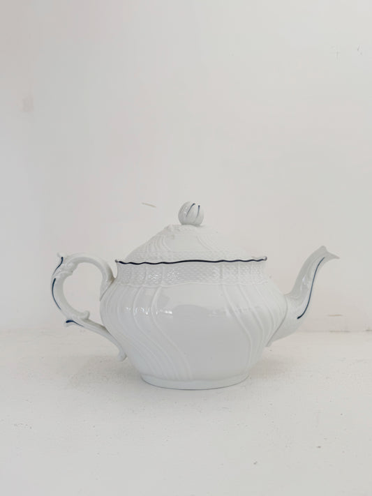 Richard Ginori Teapot