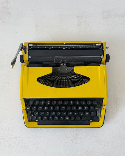 Brother Deluxe 800 Typewriter
