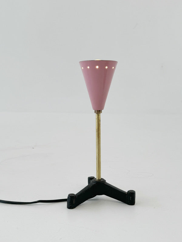 Cone table lamp