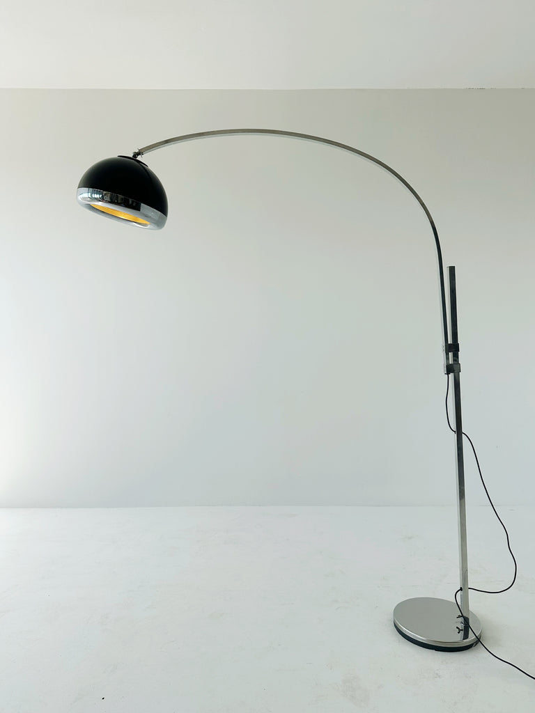 Arc floor lamp