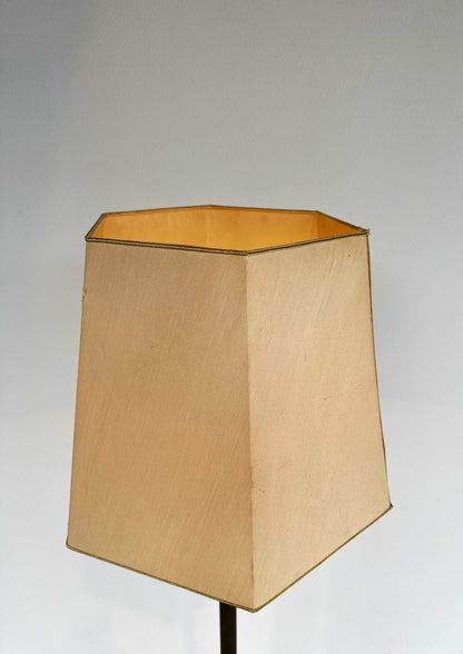 Floor lamp with lampshade