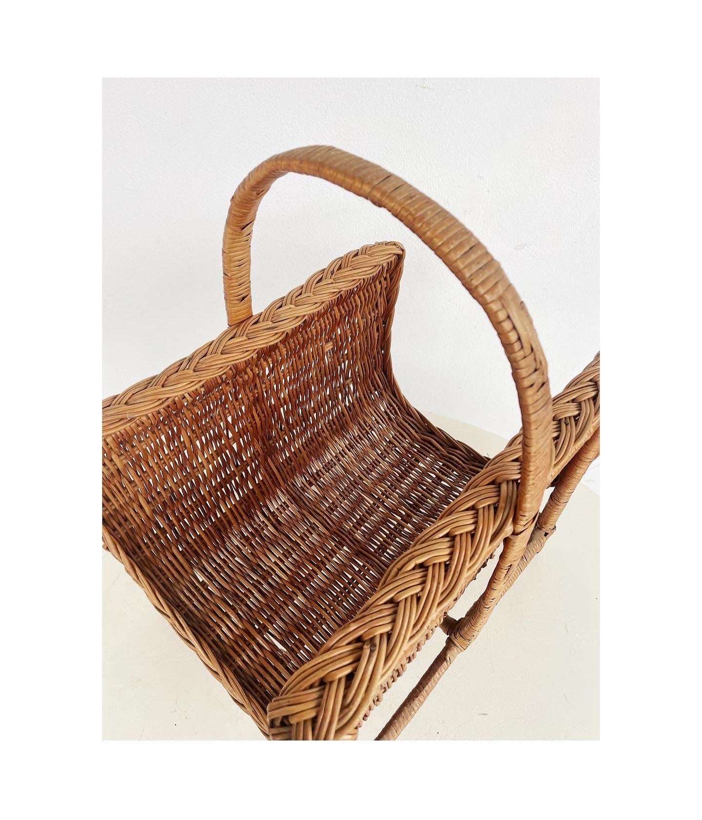 Wicker magazine rack
