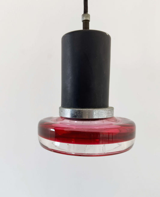 Small pendant lamp in red glass and metal