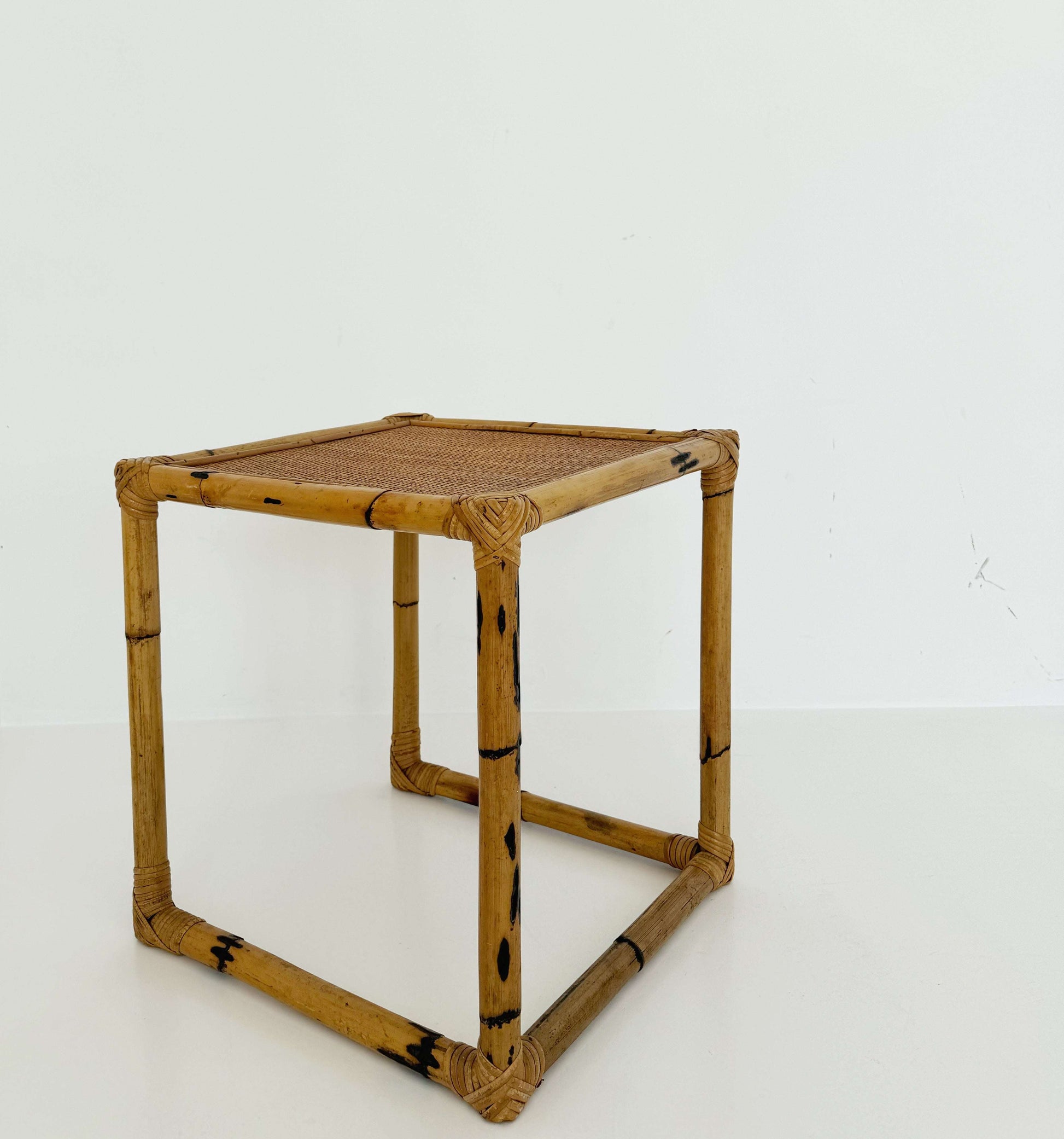 Bamboo and rattan coffee table – natural style